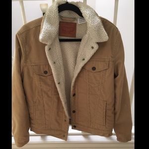 Men’s tan corduroy Sherpa-lined trucker jacket